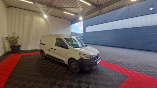 Renault Express Van image 4