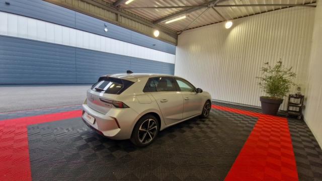 Opel Astra image 6