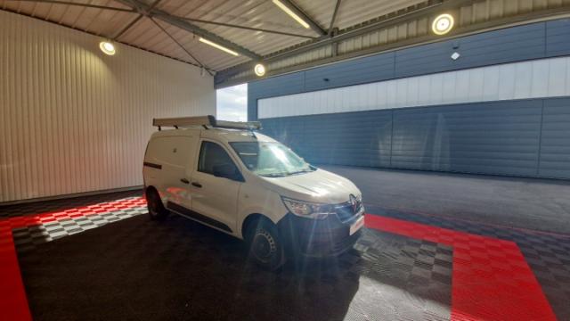 Renault Express Van image 1