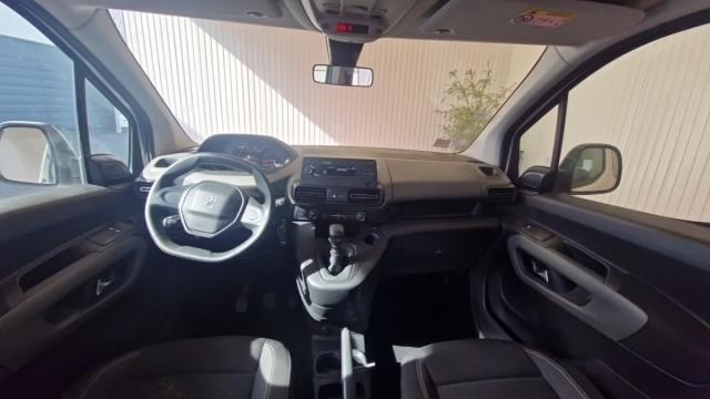 Peugeot Rifter image 1