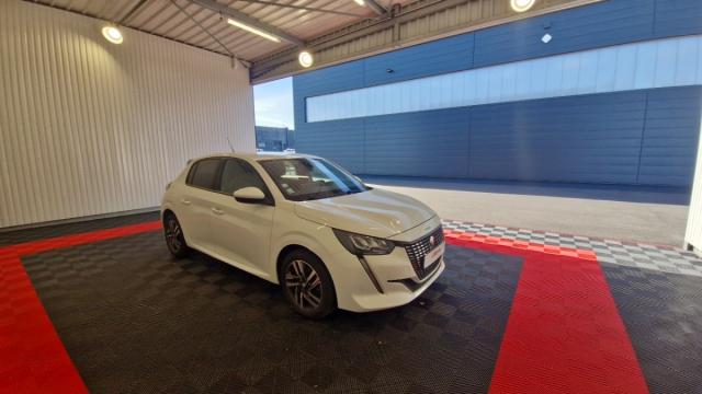 Peugeot 208 image 6