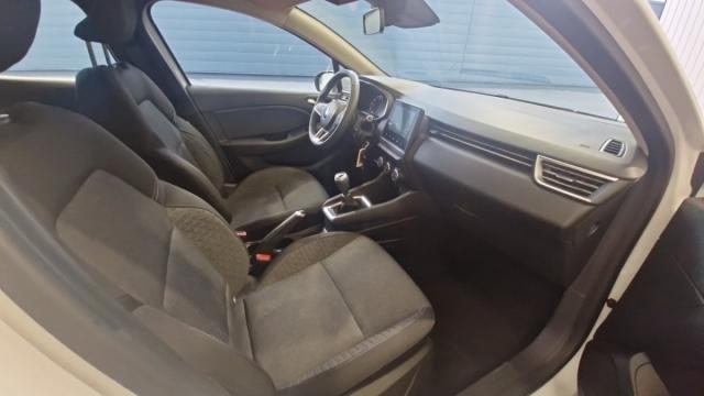 Renault Clio image 9
