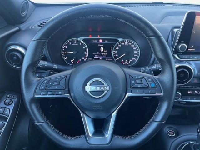 Nissan Juke image 9