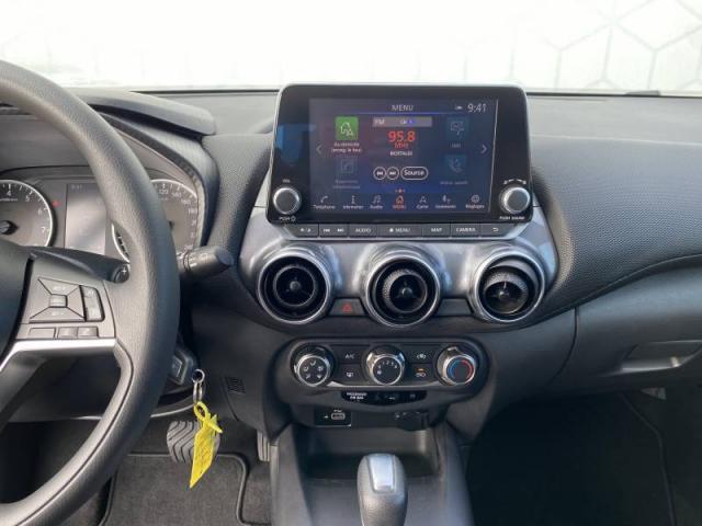 Nissan Juke image 5