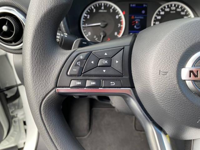 Nissan Juke image 2
