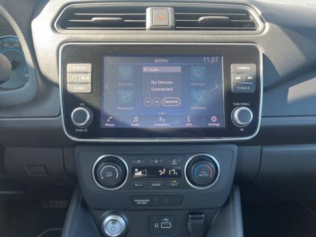 Nissan Leaf image 3
