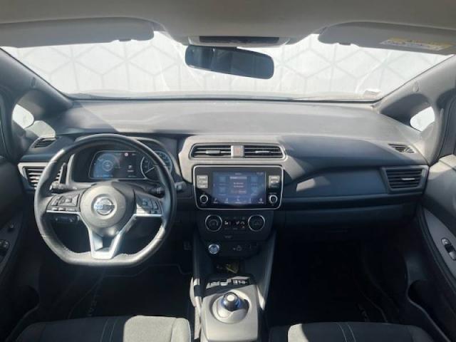 Nissan Leaf image 4