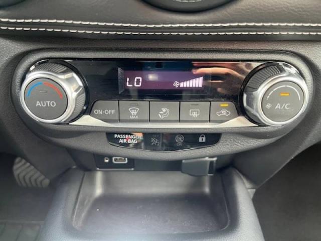Nissan Juke image 8