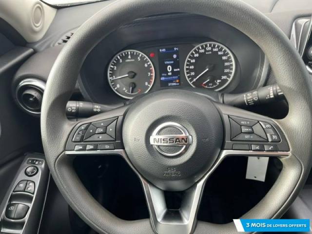 Nissan Juke image 3