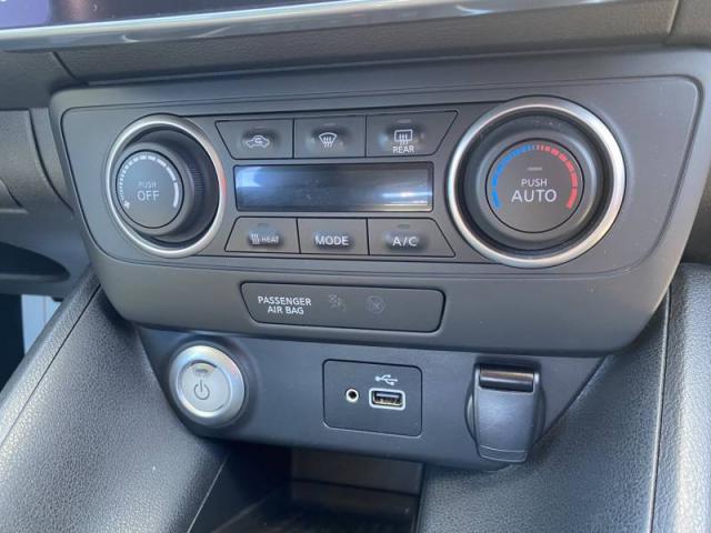 Nissan Leaf image 6