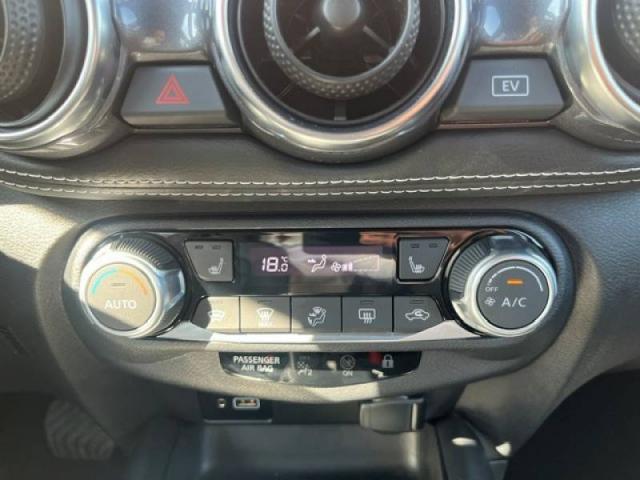 Nissan Juke image 8