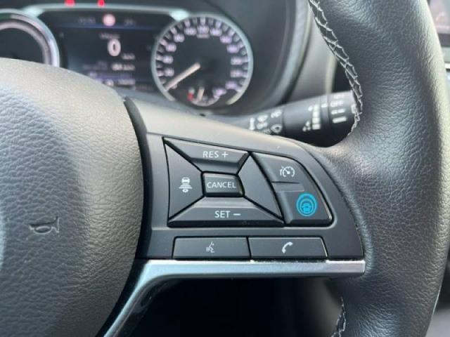 Nissan Juke image 2