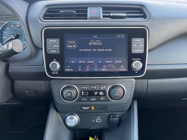 Nissan Leaf image 3