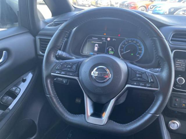 Nissan Leaf image 5