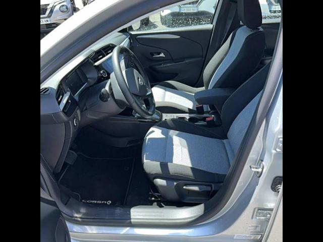 Opel Corsa image 8