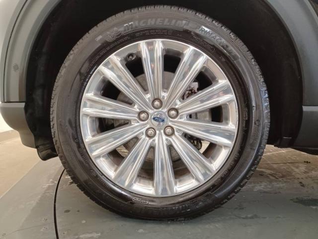 Ford Explorer image 2
