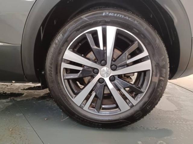Peugeot 3008 image 9
