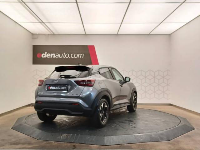 Nissan Juke image 7
