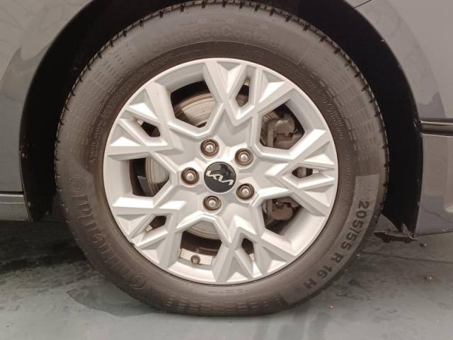 Kia Cee'D image 6