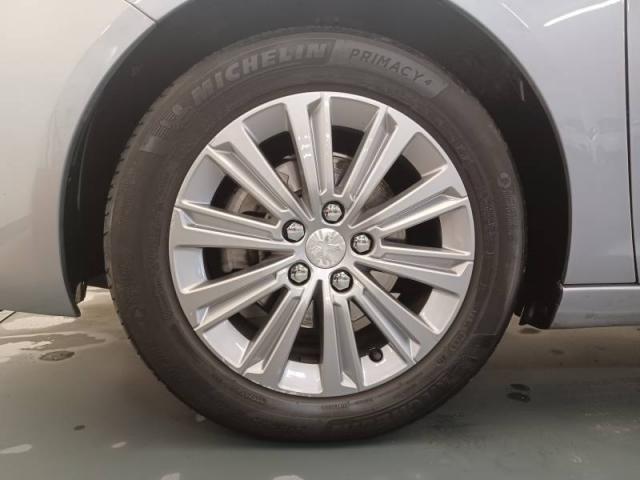 Peugeot 308 image 7