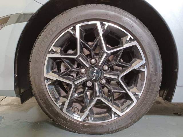 Kia Pro_cee'D image 8