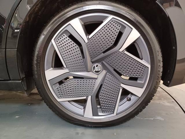 Skoda Enyaq image 5