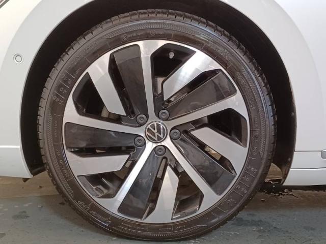 Volkswagen Arteon image 8