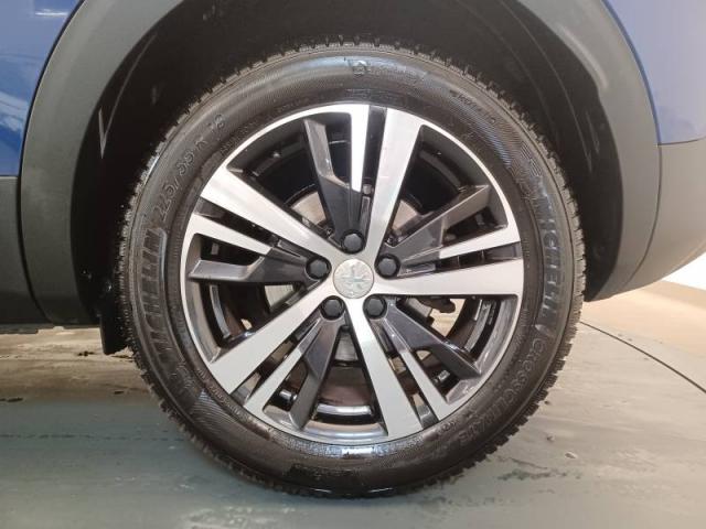 Peugeot 3008 image 8