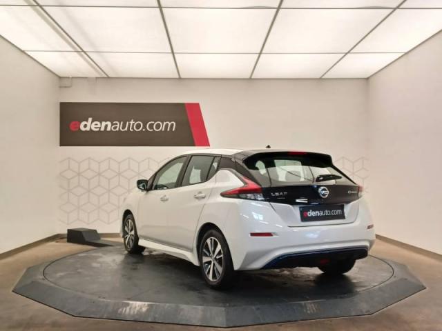 Nissan Leaf image 2