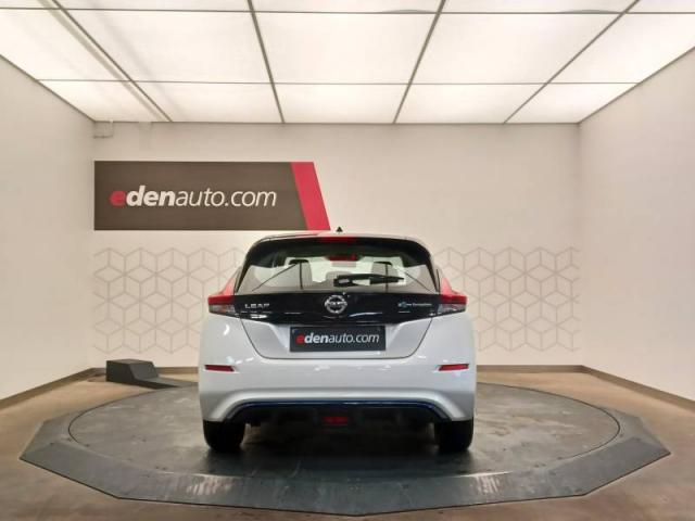 Nissan Leaf image 3