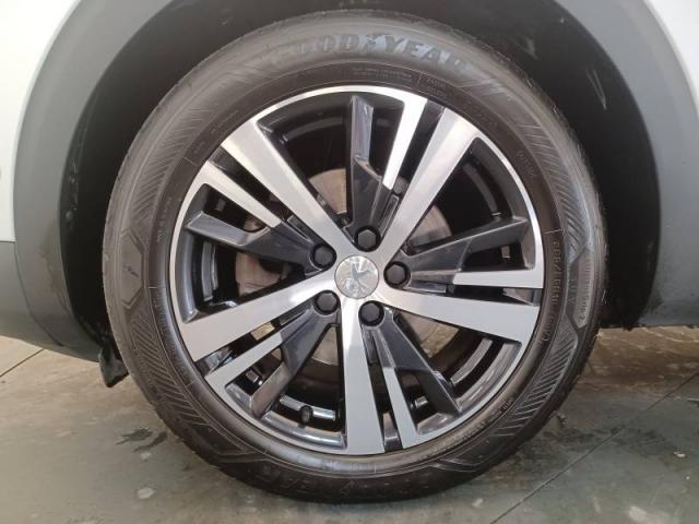 Peugeot 3008 image 9
