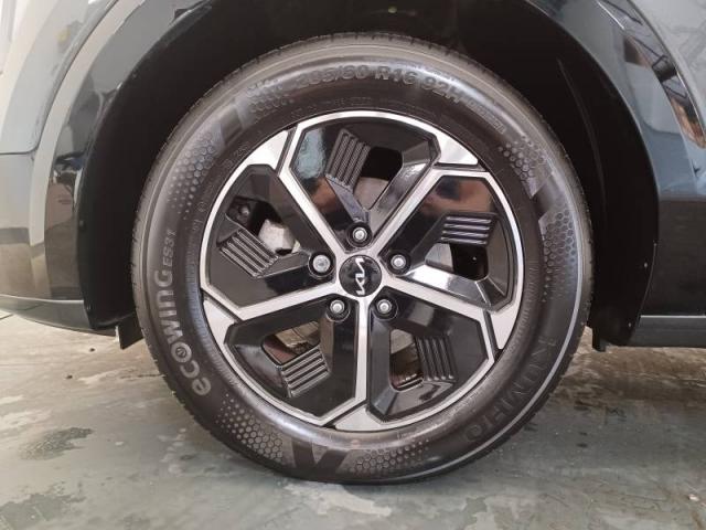 Kia Niro image 8