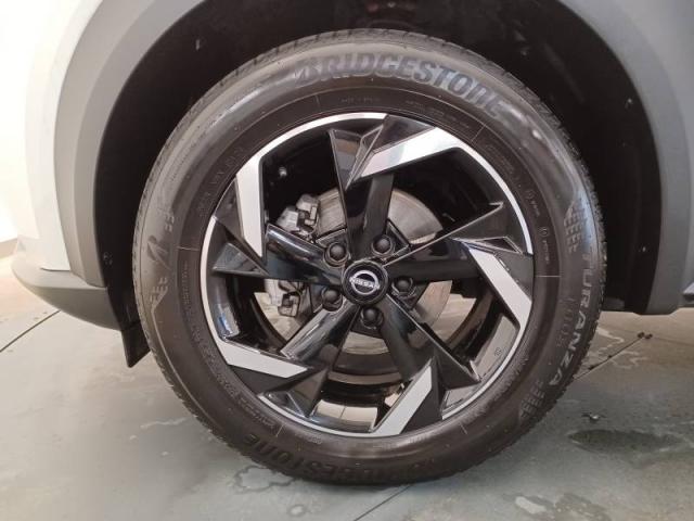 Nissan Juke image 6