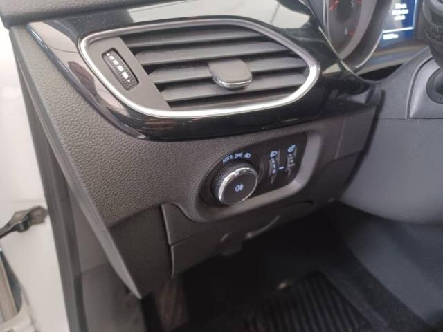 Opel Astra image 8