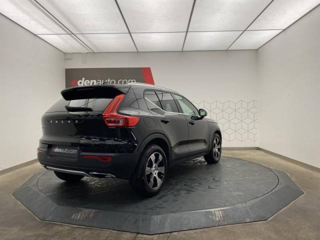 Volvo Xc40 image 2