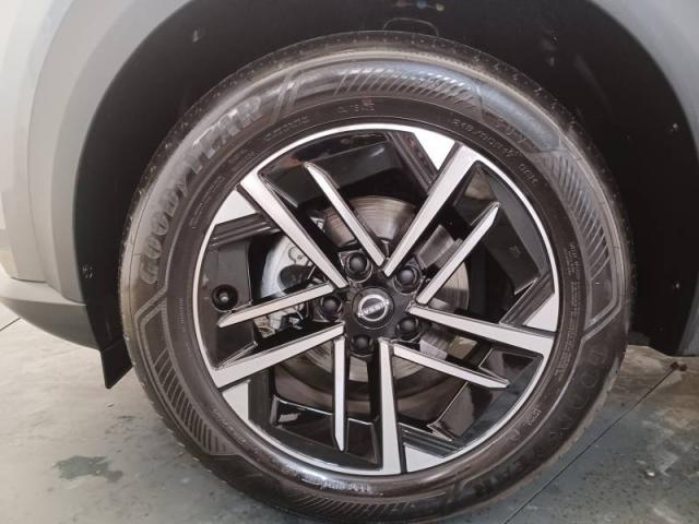 Nissan Juke image 2
