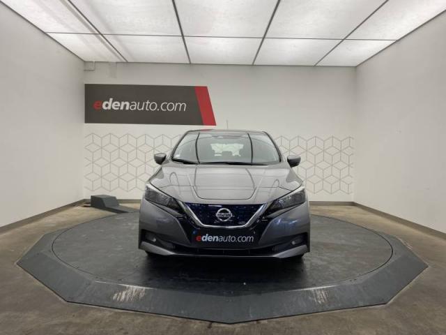 Nissan Leaf image 2