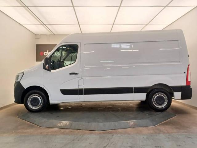 Renault Master image 2