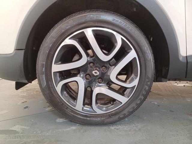 Renault Captur image 9