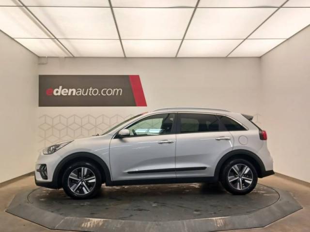Kia Niro image 8
