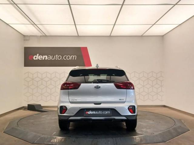 Kia Niro image 9