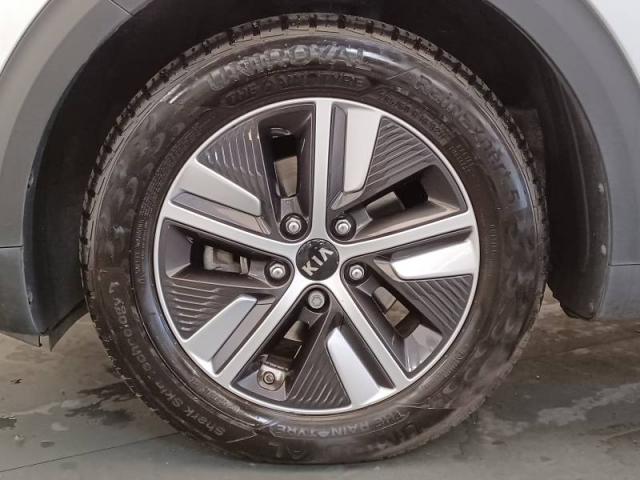 Kia Niro image 2
