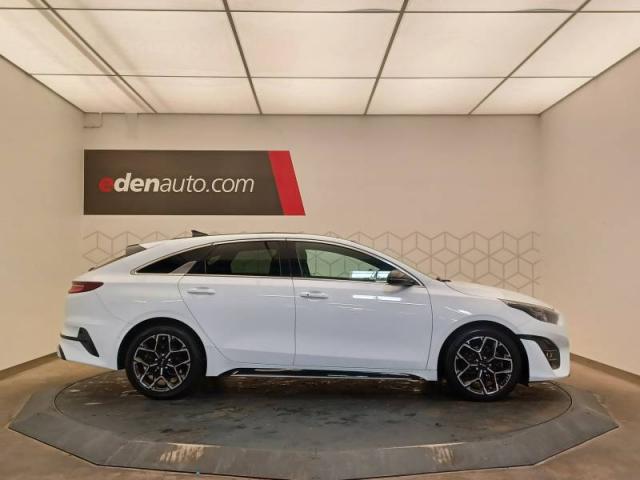 Kia Pro_cee'D image 9