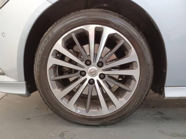 Opel Insignia image 4