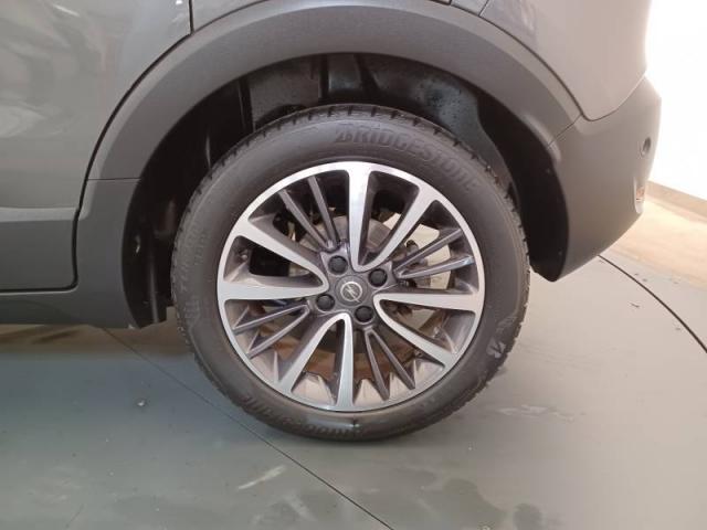 Opel Crossland image 2