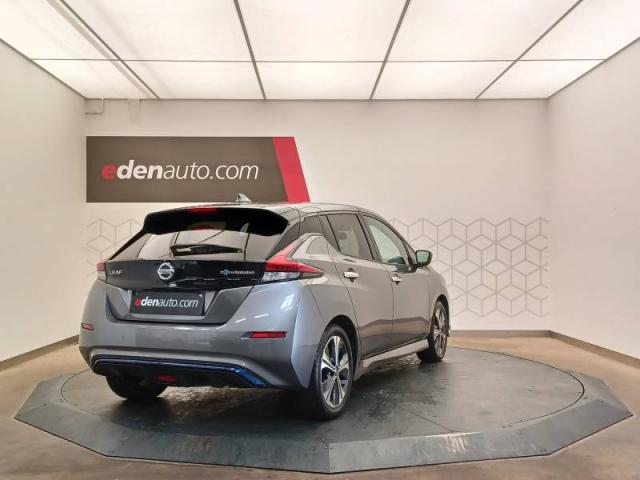 Nissan Leaf image 4