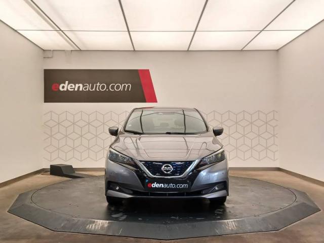 Nissan Leaf image 2