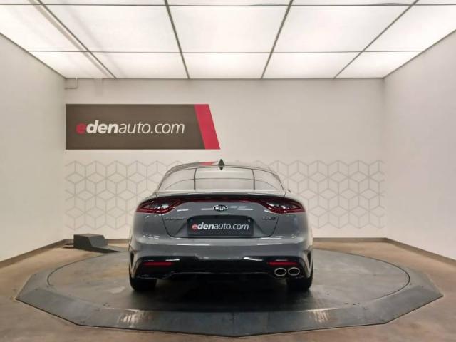 Kia Stinger image 9