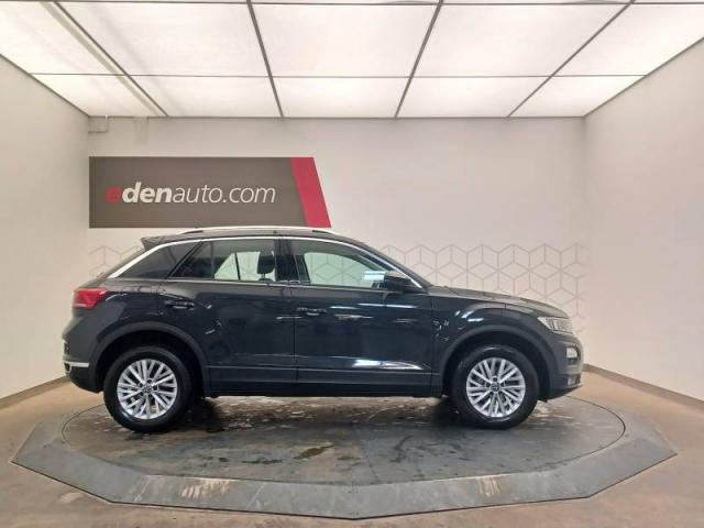 Volkswagen T-Roc image 6