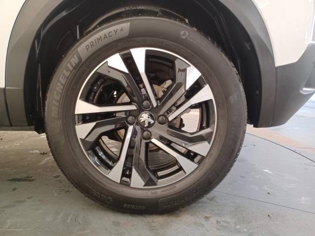 Peugeot 2008 image 7